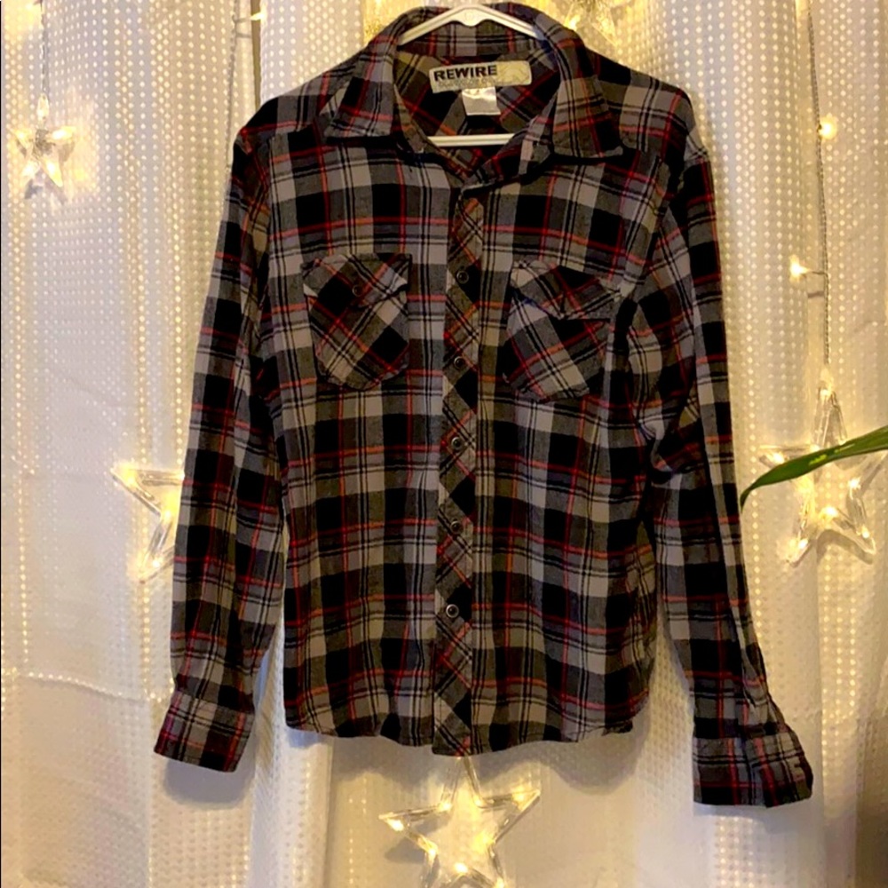 Rewire Clothing.Co Checkered Long Sleeve Top